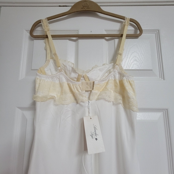 Amelie Teje NWT Sharona Dress Size Medium. - Picture 7 of 13